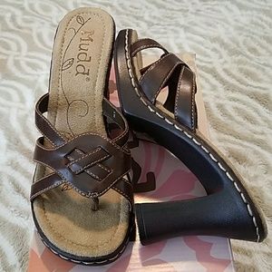 Mudd slide heel sandles